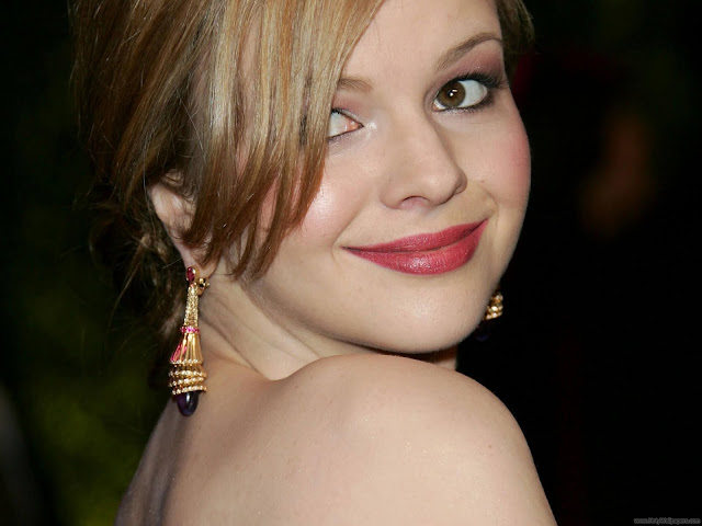 Amber Tamblyn Actress Wallpaper