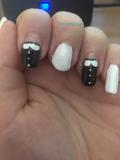 addams_family_nail_art