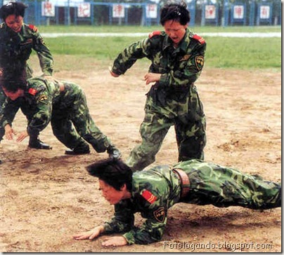 mulheres chinesas em treinamento (3)