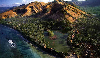 Candi Dasa beach, beauitul beach in bali, tropical paradise