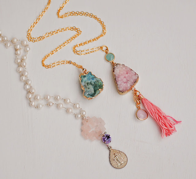 https://www.etsy.com/listing/226692428/buddha-pendant-pearl-necklace-bohemian?ref=shop_home_active_6&ga_search_query=pearl