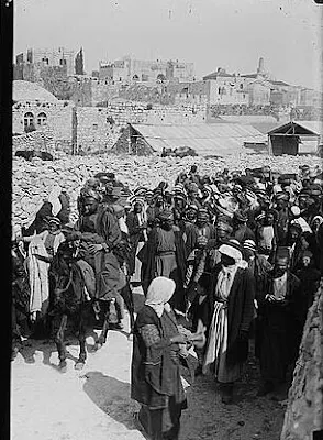 عرس بحي المصرارة في مدينة القدس عام .1917….