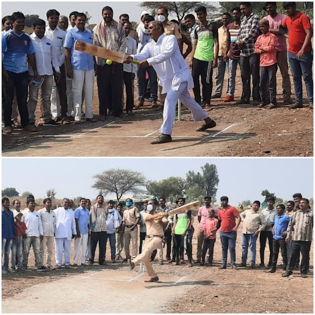 प्रजासत्ताक दिनानिमित्त क्रिकेट स्पर्धेचे पोलीस निरीक्षक सुभाष चंद्र मारकड यांच्या हस्ते उद्घाटन