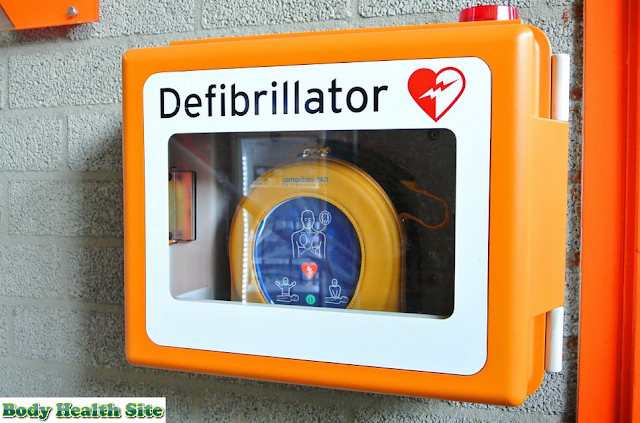 Defibrillator