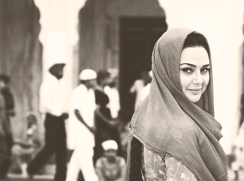 Preity Zinta HD wallpapers Free Download