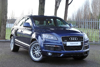 blue body Audi Q7 Diesel 3.0 Tdi 