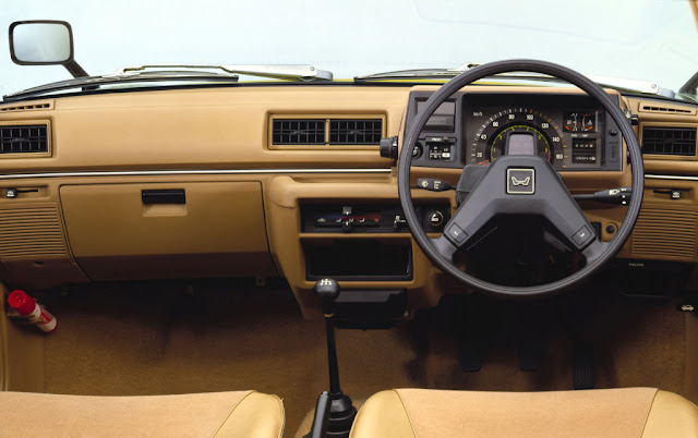 Honda Civic 2nd Generation Interior - Dashboard Photo