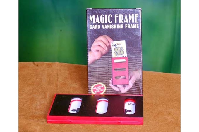 Card Vanishing Frame INR 149
