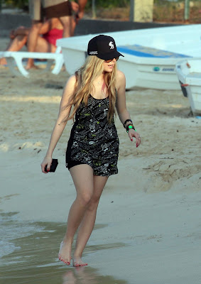 Avril Lavigne Hot Photo