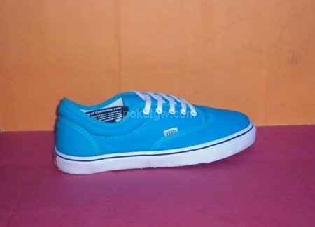 Vans Avera Blue