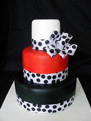 black and white wedding cakes with red. Black And Red Wedding Cakes.