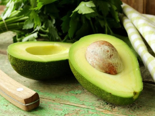 Canadá, Japón, China le piden a México exportar mas aguacate. 