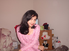 Hot Indian Pakistani Girls Sexy Looks
