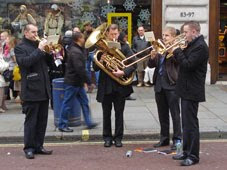 carollers in Regent Street