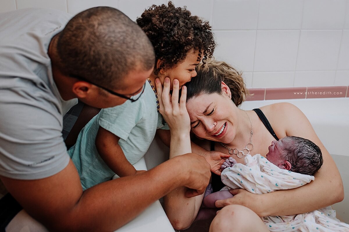 Mindblowing Images Of Childbirth From 2018 Winners Of Birth Photography Contest