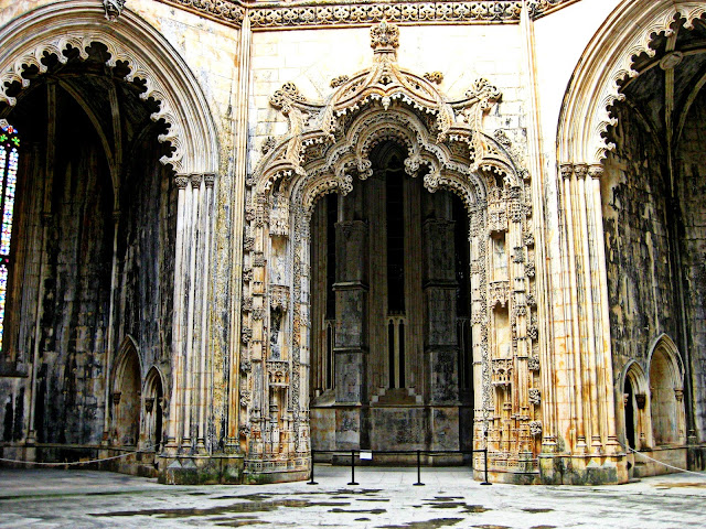 Batalha. Las increíbles capillas inacabadas del Monasterio da Vitória