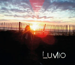 LUMIO, Artist