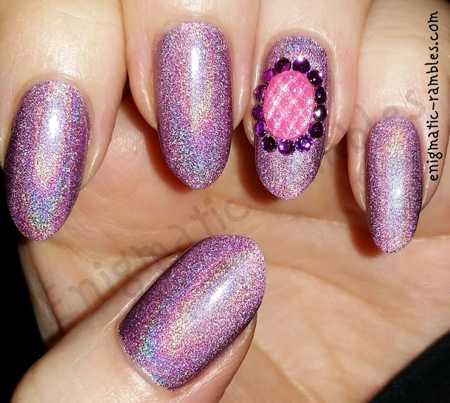 3d-embellished-nails-nail-art