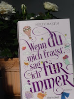 http://www.randomhouse.de/Taschenbuch/Wenn-du-mich-fragst,-sag-ich-fuer-immer/Holly-Martin/Blanvalet-Taschenbuch/e483780.rhd