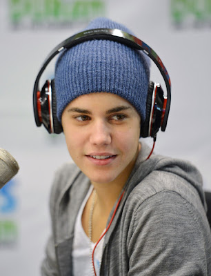 Justin Bieber and Austin Mahone Visit The Elvis Duran Show