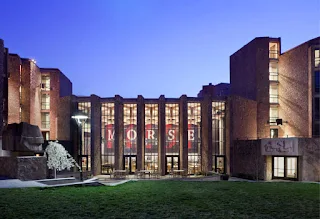 Morse y Ezra Stiles Colleges Building de Eero Saarinen