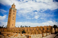 Marrakech: tourists tourist guides correct the falsified history told in the Red City