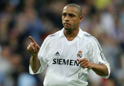 Bandar Bola - Roberto Carlos Memutuskan Untuk Kembali Bermain