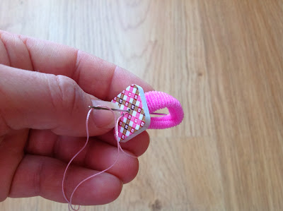 DIY button pony tail holders