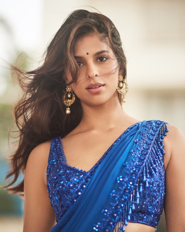 Suhana Khan blue saree hot actress archies
