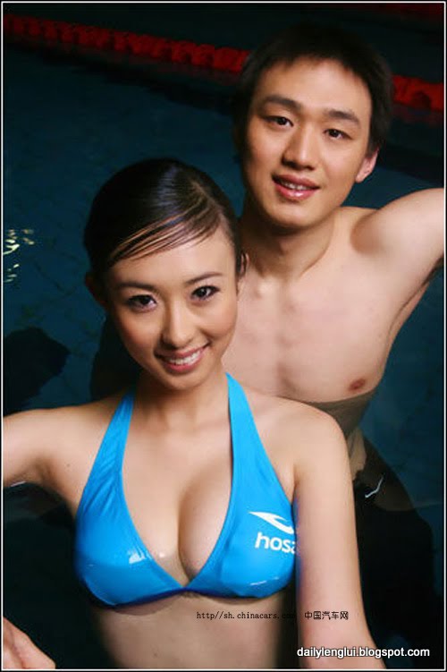 Zhai Ling with Olympic swimmer Zhang Lin