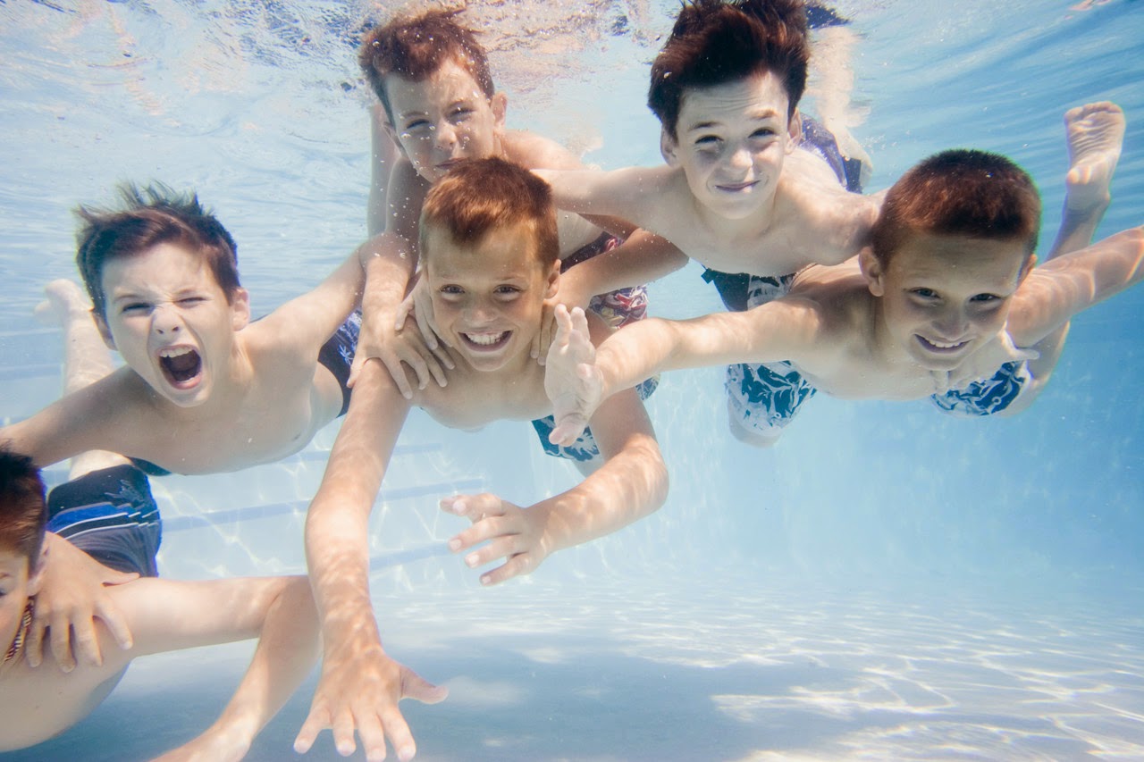 Bahaya Buang Air Kecil Di Kolam Renang