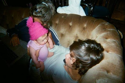   Direction on Que Tiernas Estas Fotos De Harry Junto A Baby Lux