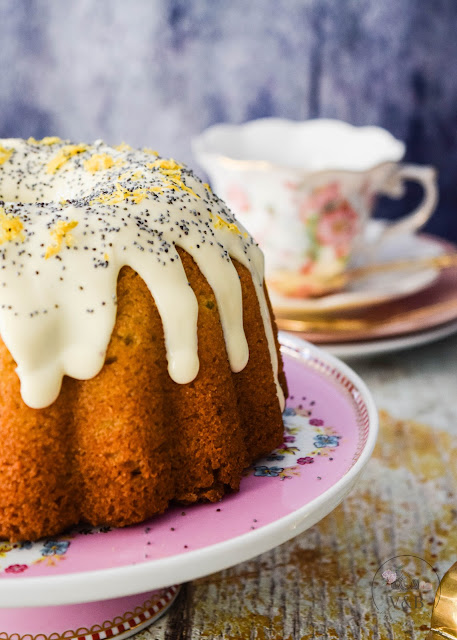 Bundt Cake de aguacate y limón