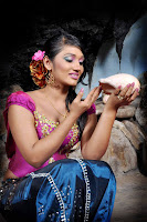 sexy lankan actress Upeksha Swarnamali