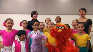 Murray Ovejita, Murray Has a Little Lamb, dance school, Sesame Street Episode 4404 Latino Festival season 44