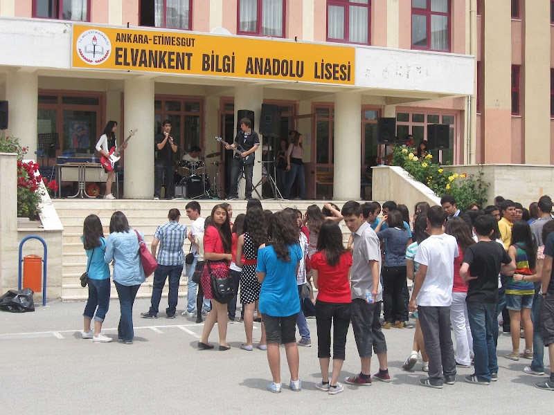 BİLGİ ANADOLU LİSESİNDE PİLAV GÜNÜ