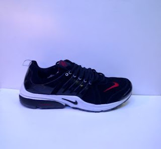 Sepatu Nike Presto Hitam sol putih, jualan sepatu  nike