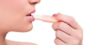 Tips to Prevent Dry Chapped Lips
