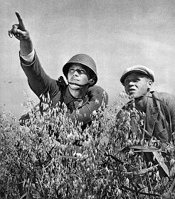 WW2 Czech soldier pointing to the sky