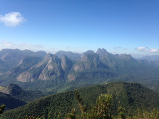 seio da mulher de pedra