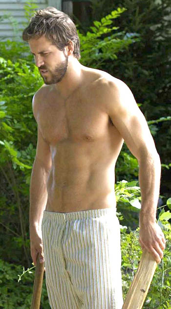 ryan reynolds shirtless amityville horror. THE AMITYVILLE HORROR. RYAN