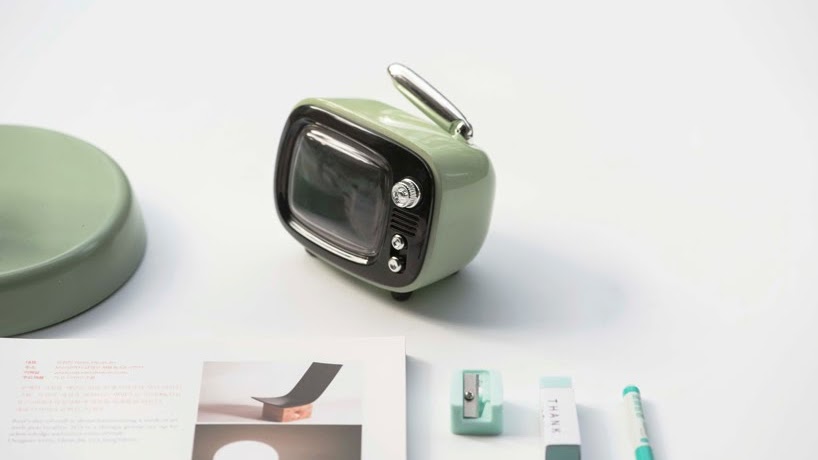 Un altavoz con diseño retro y nuevas funcionalidades