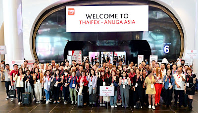 Source: THAIFEX-Anuga Asia. Hosted buyer programme participants posing for a group picture during THAIFEX-Anuga Asia 2023.