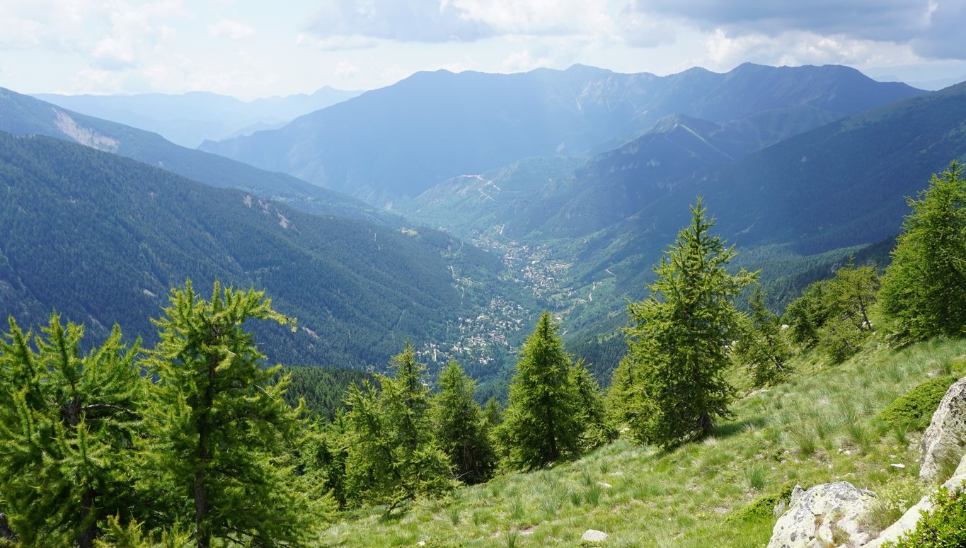Vésubie Valley seen from Serre Long