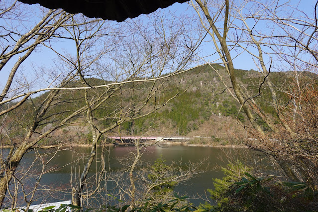 鳥取県日野郡日南町菅沢　菅沢ダム　展望台　日南湖の眺望