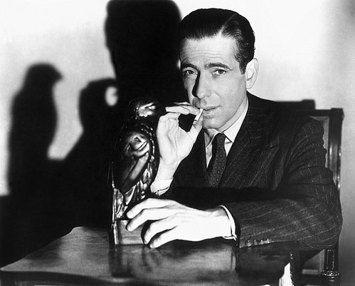 ... Falcon (1941): Classic Film Noir (Humphrey Bogart and John Huston
