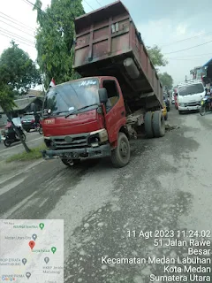 PT Belawan Indah Perbaiki Jalan