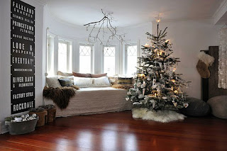 white walls and elegant furniture Marry Christmas Living Room Ideas