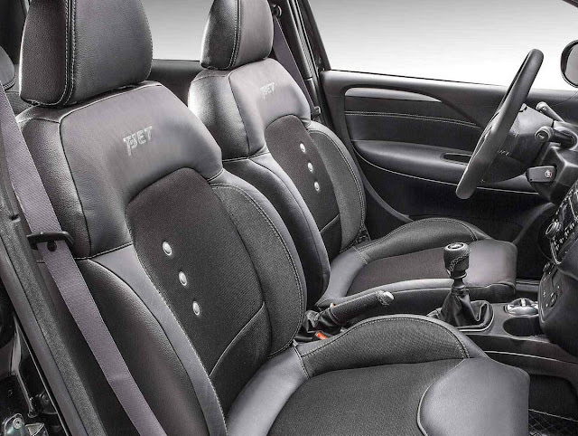 Punto T-JetVolkswagen Up! TSi x Sandero R.S. 2.0 - interior