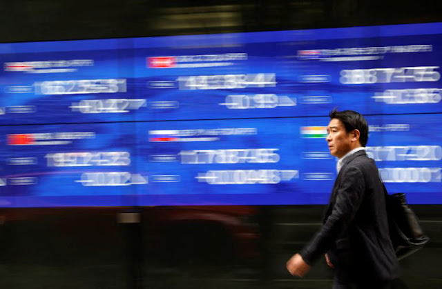 Asian shares hesitant on China deflation risk, bank jitters